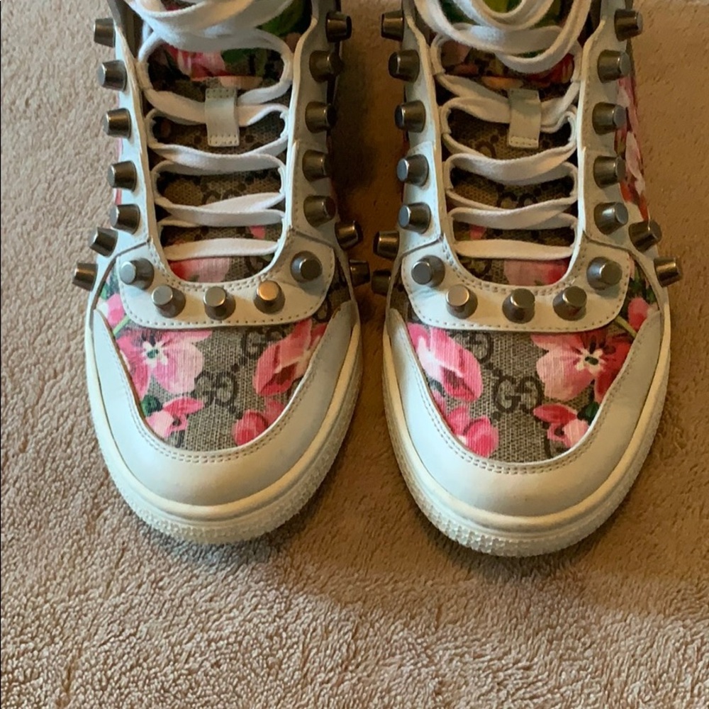 Gucci sneakers